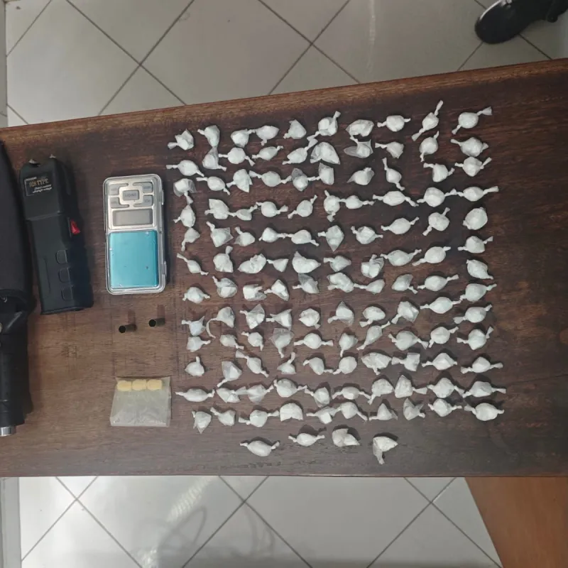 Polícia apreende grande quantidade de droga com adolescente em Tanhaçu