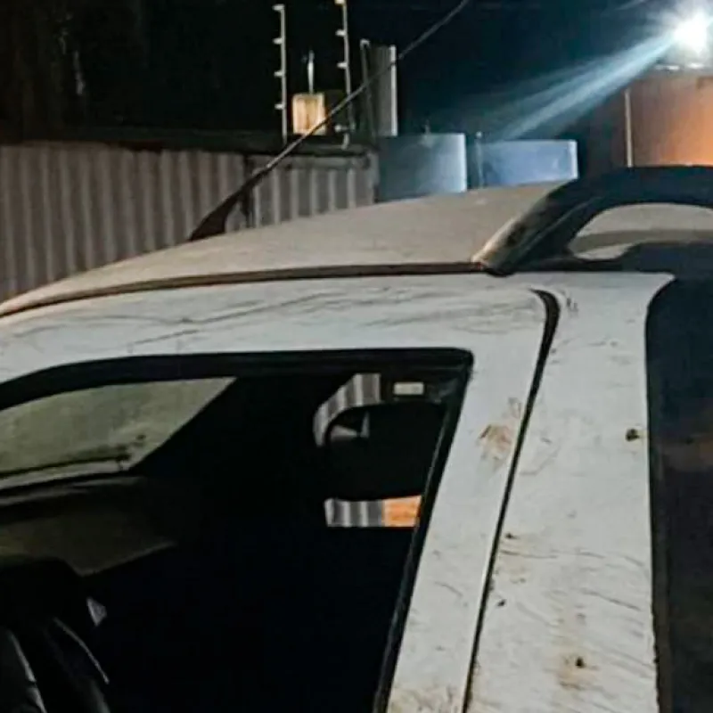 Após se envolver em acidente, veículo roubado é recuperado pela polícia em Itaetê