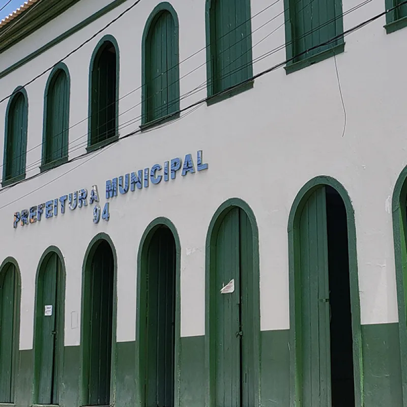 Com mais de 2 mil servidores contratados de forma temporária, justiça cobra que prefeitura de Livramento realize concurso público