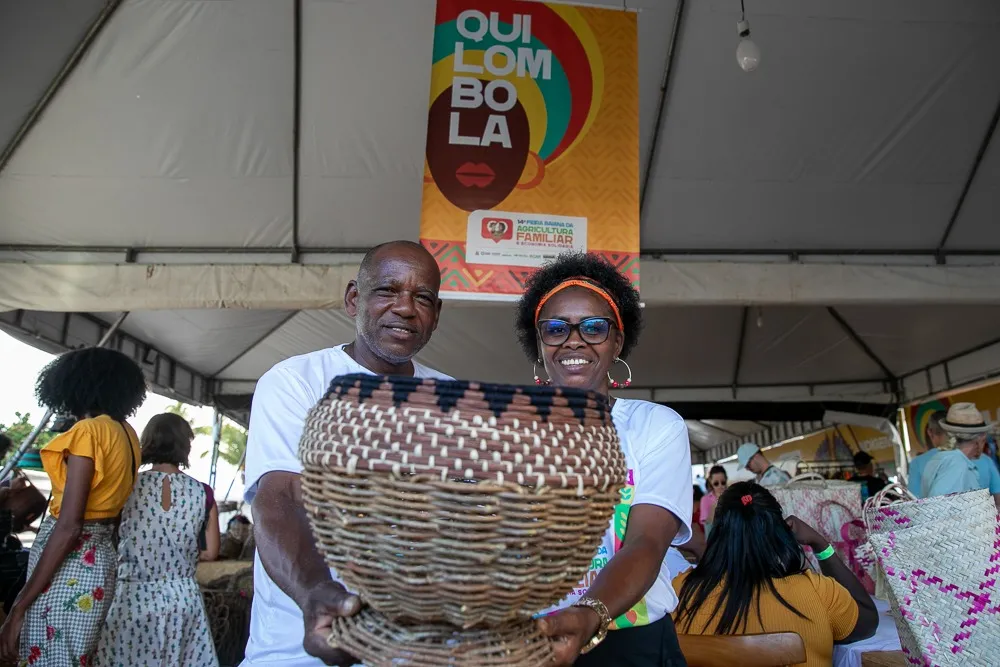 Tendas Indígena e Quilombola celebram cultura e tradição na 15ª Feira Baiana da Agricultura Familiar