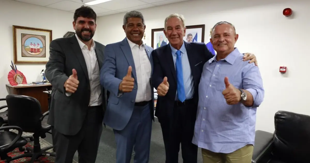 Prefeito de Andaraí, Wilson Cardoso, anuncia ao governador Jerônimo Rodrigues sua candidatura à presidência pela UPB