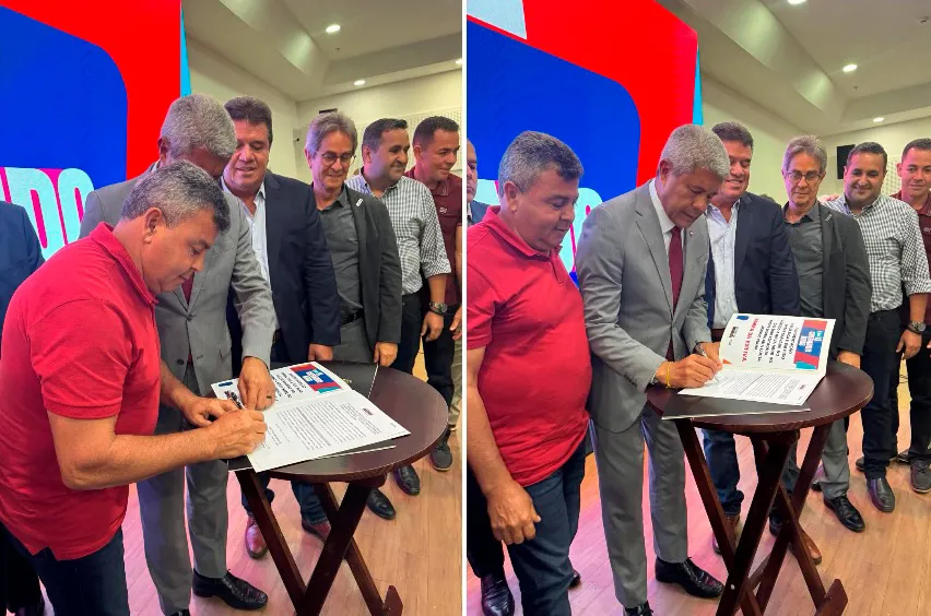 Ao lado do governador, prefeito de Barra da Estiva anuncia a pavimentação asfáltica que ligará o povoado de Placa ao distrito de Triunfo do Sincorá