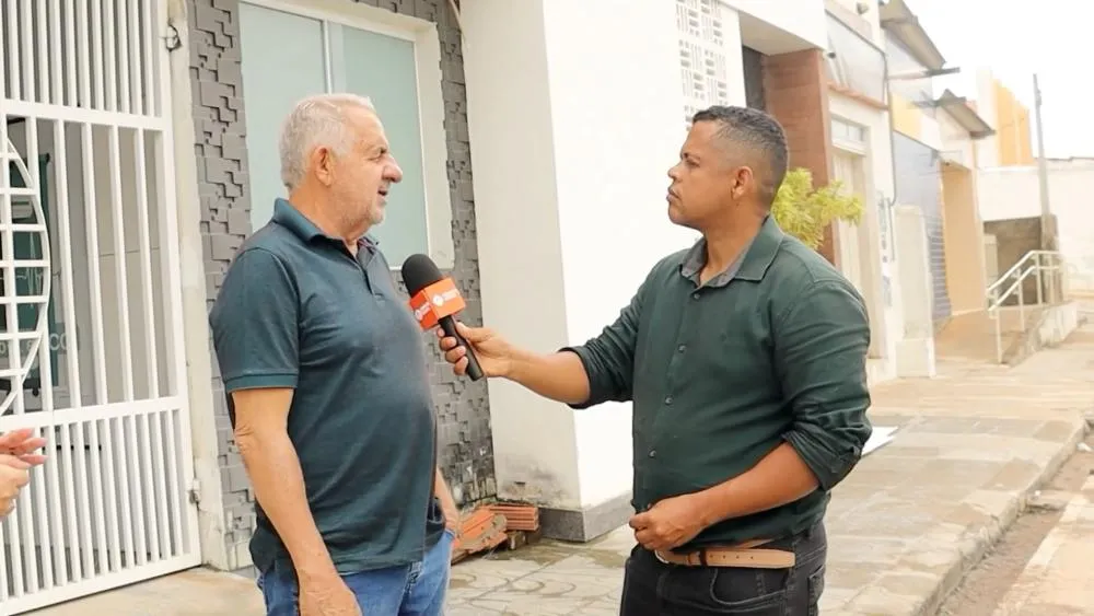 Prefeito de Jussiape mobiliza forças para reconstruir hospital após desastre provocado por fortes chuvas e rajadas de vento