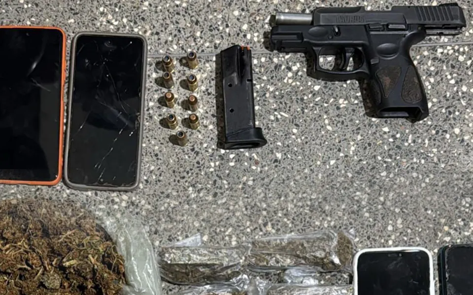 Polícia apreende arma e droga durante patrulhamento em Mucugê