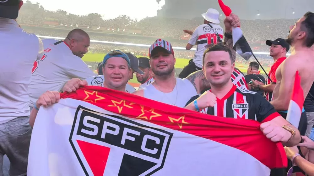 Barrestivenses viajaram cerca de 1600 km até a capital paulista para verem a final entre São Paulo x Flamengo