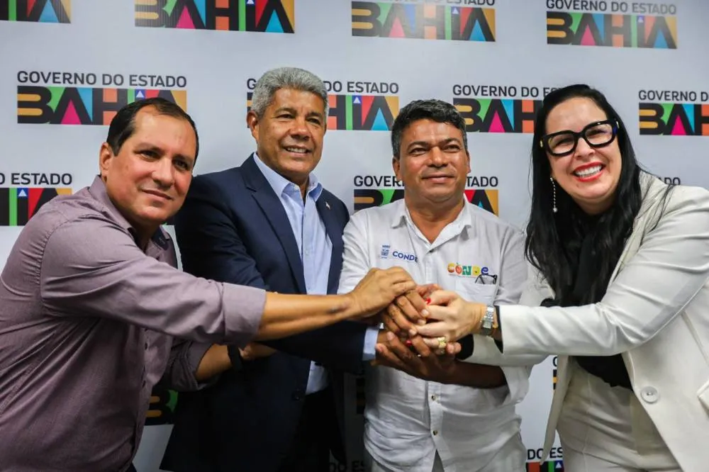 Mais um prefeito do União Brasil acena para Jerônimo e dispara: “nossa bandeira pode ser vermelha”