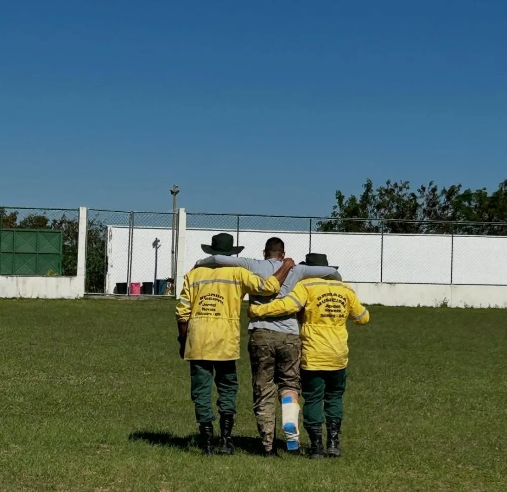 Com ajuda do Grupamento Aéreo da Polícia Militar, turista é resgatado após acidente na trilha da Fumacinha em Ibicoara