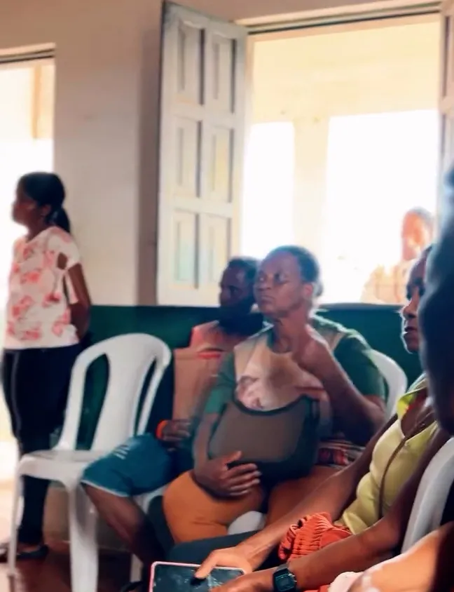 Prefeitura de Ibicoara Leva Serviços Essenciais a Comunidade Quilombola Cerca de Pedra com o Programa SUAS - Bahia Mais Rural