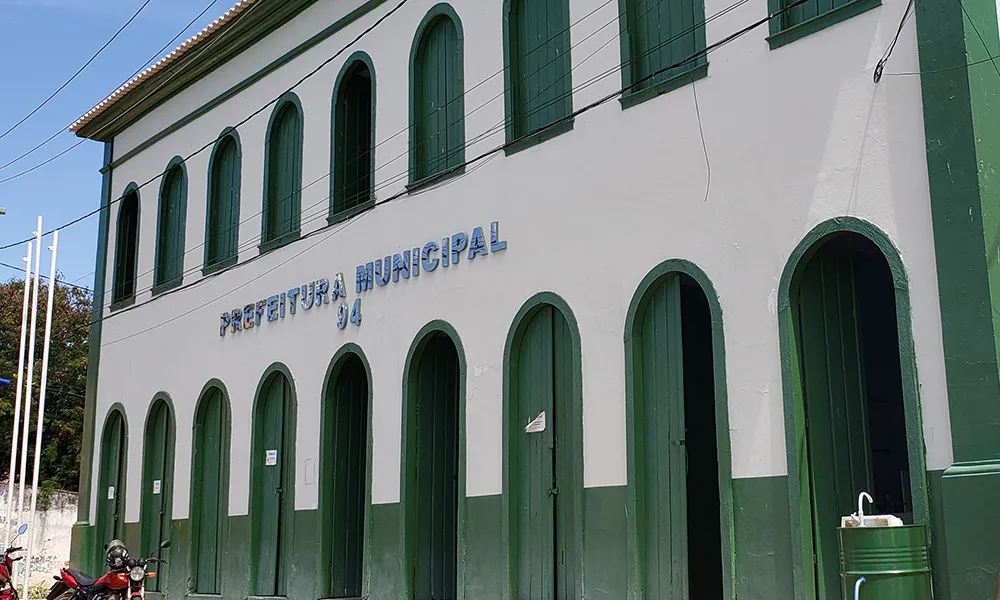 Com mais de 2 mil servidores contratados de forma temporária, justiça cobra que prefeitura de Livramento realize concurso público
