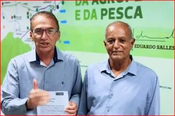 Em Salvador, prefeito de Ibicoara consegue assinatura de ordem de serviços da ponte na comunidade do Canoão