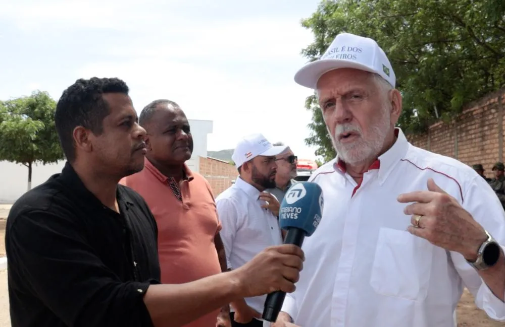 Justiça Federal arquiva inquérito que investigava Jaques Wagner por suspeita de lavagem de dinheiro